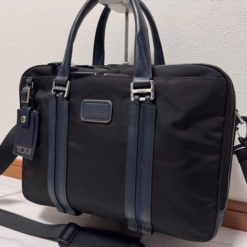 Tumi 68408dnye jarvis deluxe - tumi,